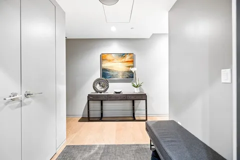 $2,995,000 | 10 Farnsworth Street, Unit 3A, Boston, MA 02210