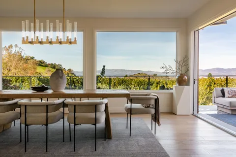 $8,250,000 | 12047 Summit Circle, Beverly Hills, CA 90210