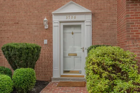 $830,000 | 3726 12th Street South, Arlington, VA 22204