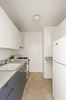 $429,000 | 160 West End Avenue, Unit 11L | Upper West Side
