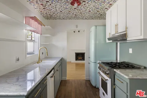 $825,000 | 10623 Woodward Avenue, Sunland, CA 91040