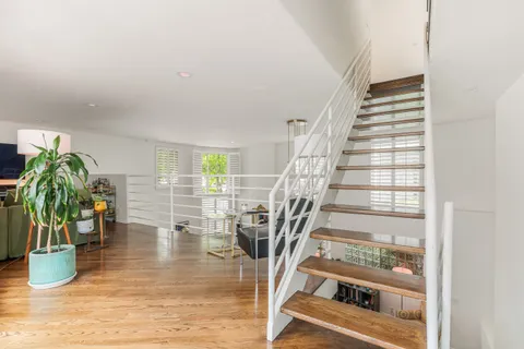 $2,795,000 | 833 17th Street, Unit 4, Santa Monica, CA 90403