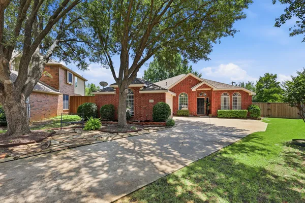 $425,000 | 203 Applewood Court, McKinney, TX 75071