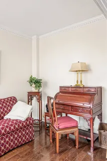 $625,000 | 175 East 62nd Street, Unit 14B | Lenox Hill