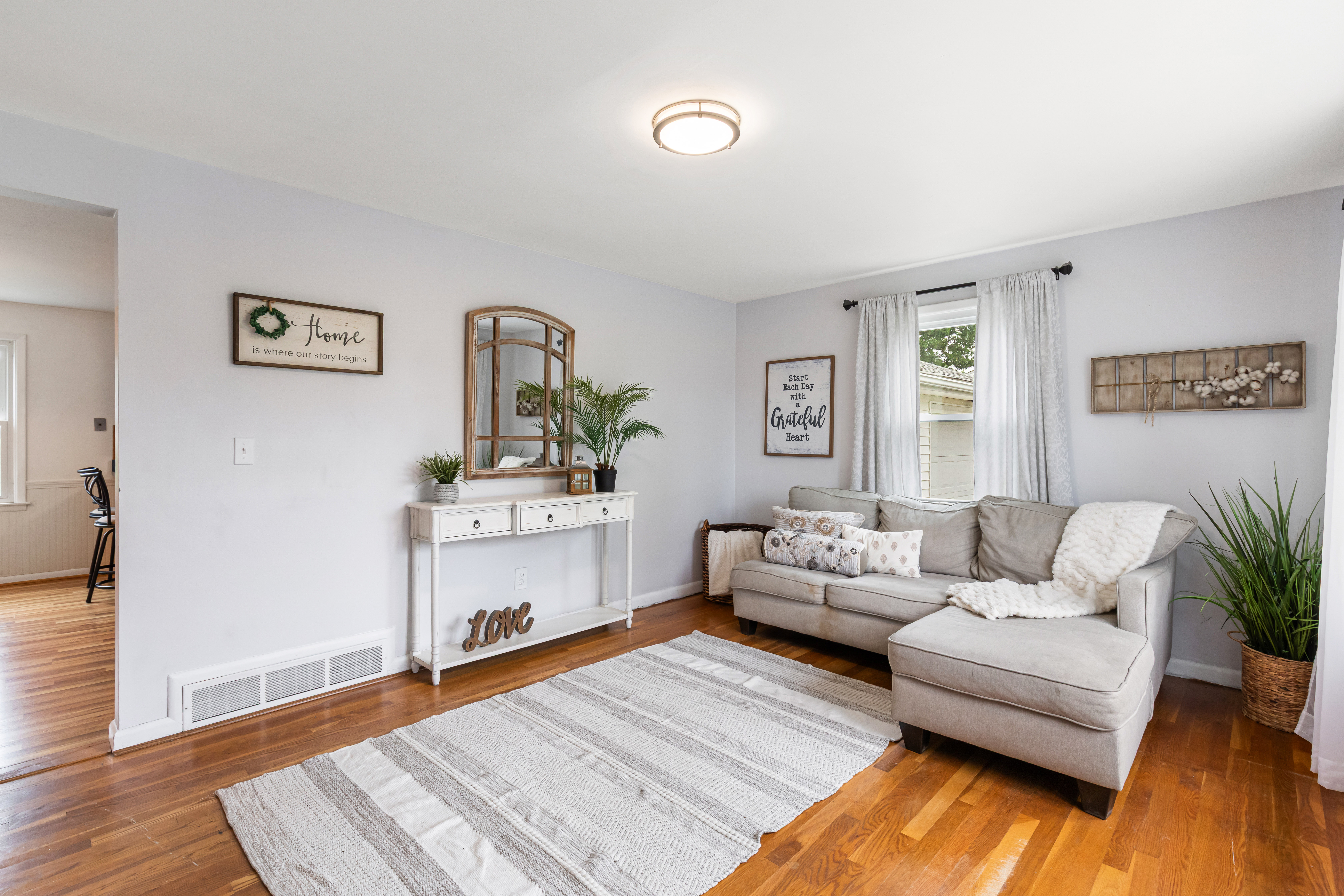 14 Primrose Drive Riverside, RI 02915 - Photo 5 of 36
