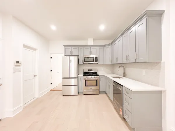 $4,500 | 534 4th Avenue, Unit 2 | Gowanus