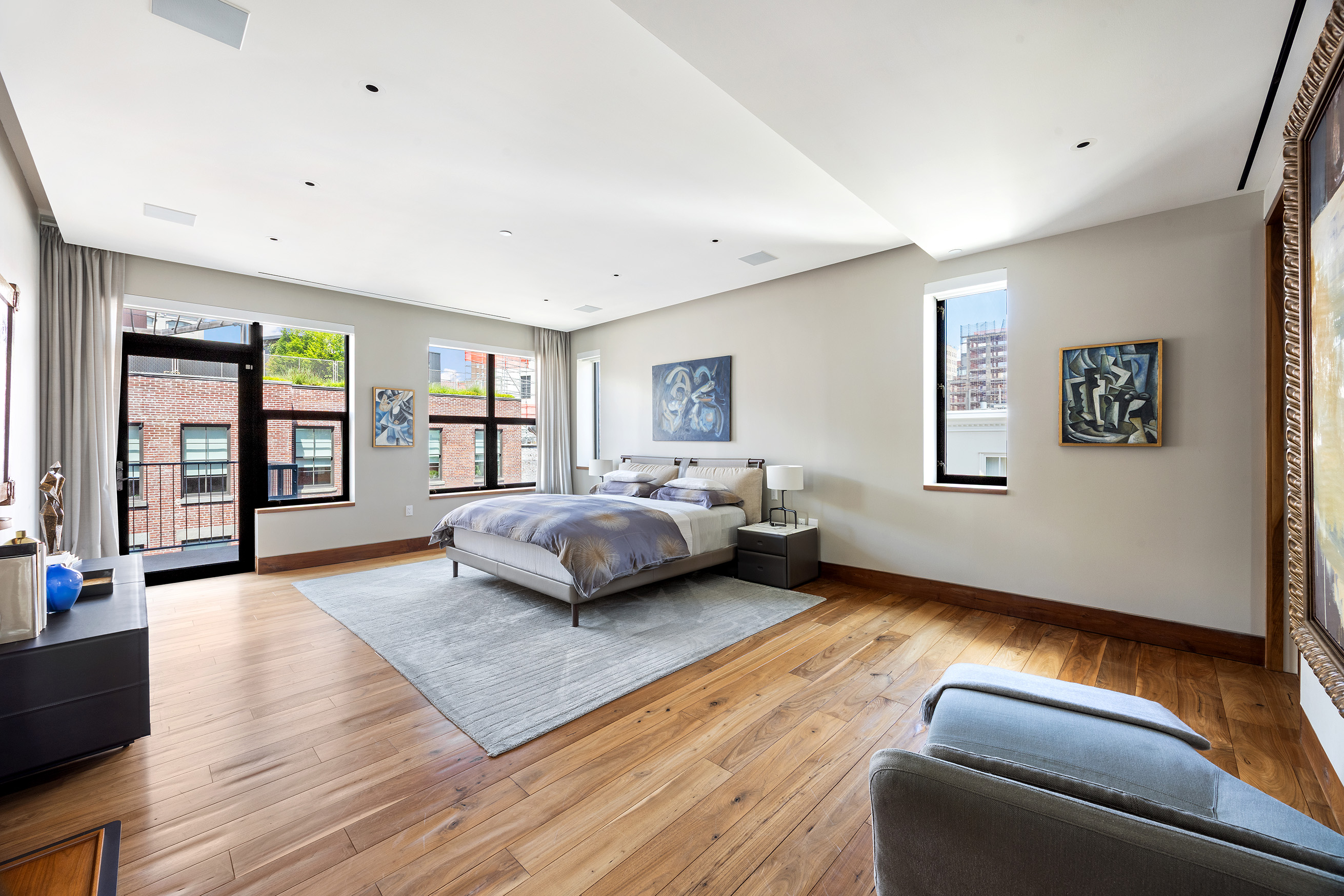 15 Leonard Street, Unit PH Manhattan, NY 10013 - Photo 28 of 37 a bedroom with a bed couch and a window