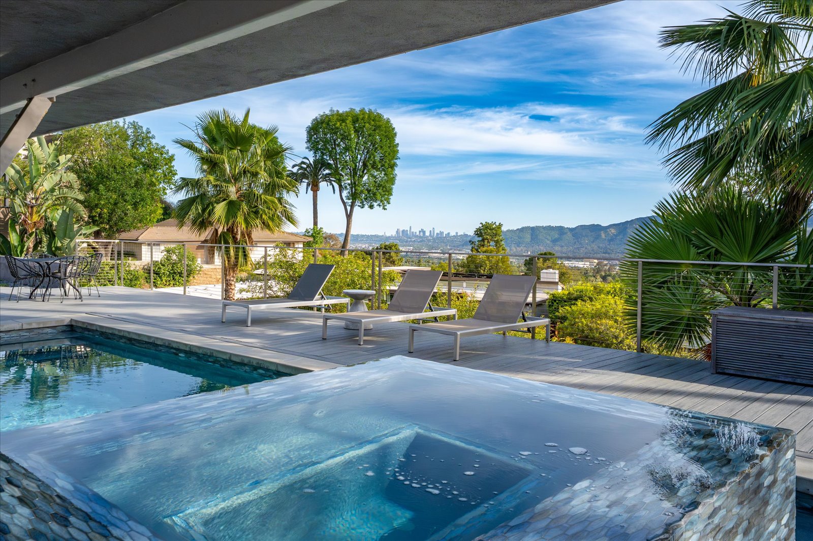 1900 Ransom Road Glendale, CA 91201 - Photo 2 of 28
