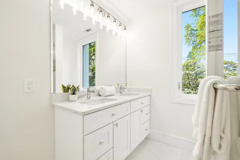 $3,299,000 | 7301 Marbury Road, Bethesda, MD 20817