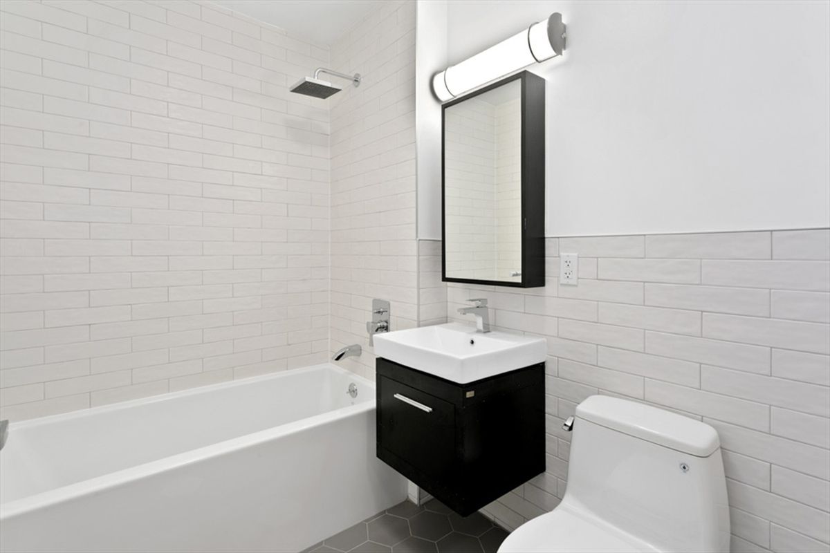 83 Bushwick Place, Unit 1D Brooklyn, NY 11206 - Photo 3 of 6