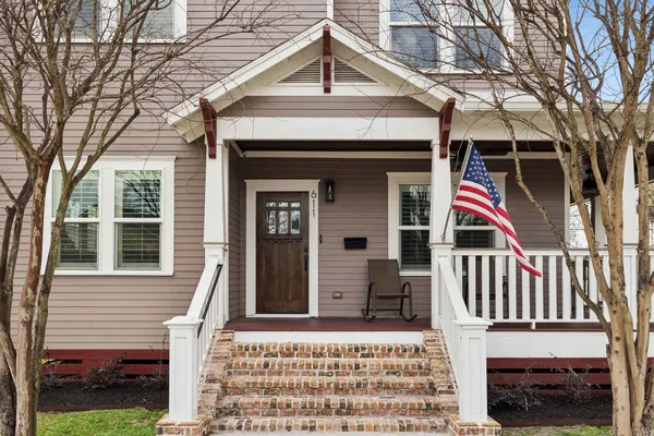 Contact Agent | 611 Cordell Street, Houston, TX 77009