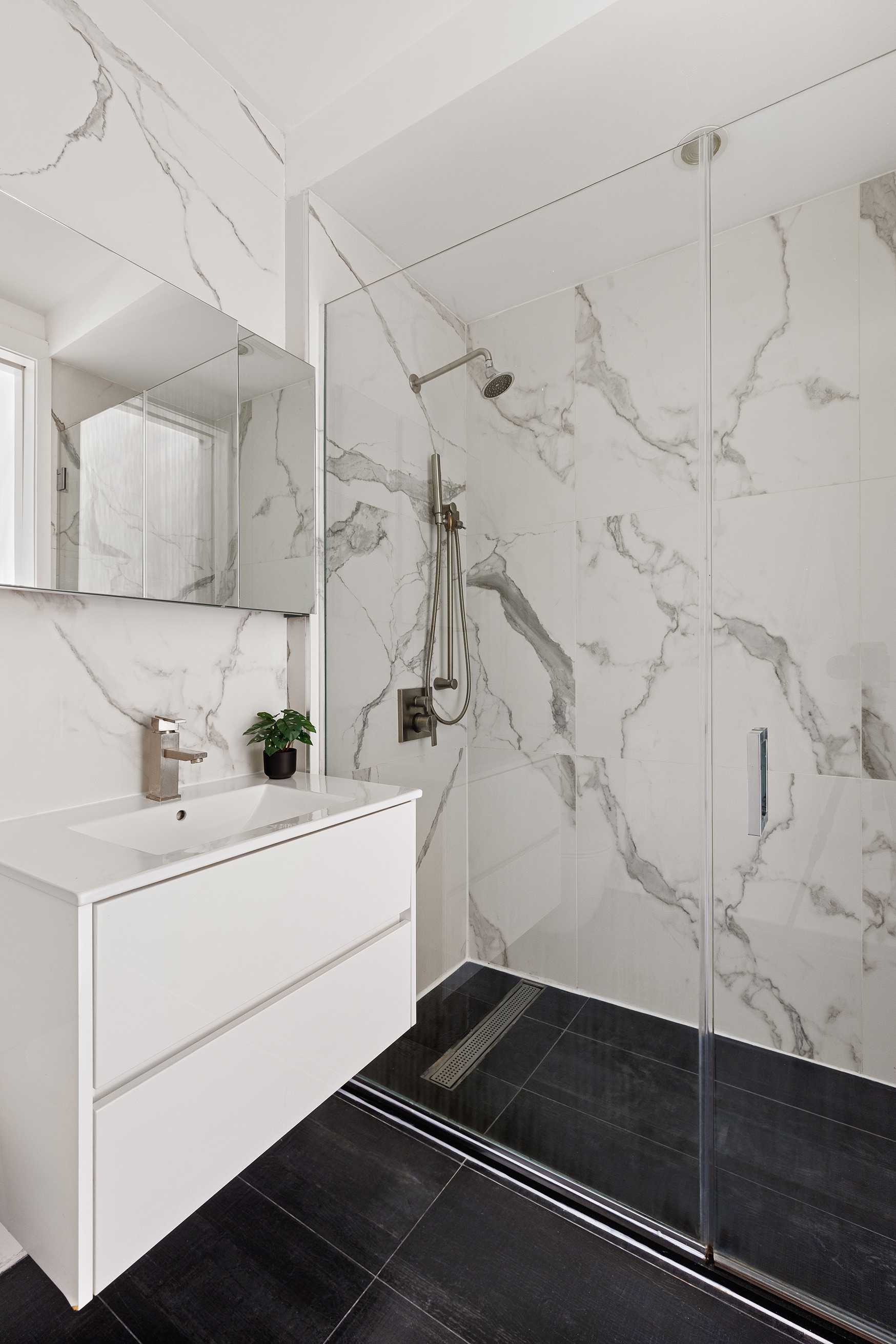 320 Humboldt Street, Unit 2 Brooklyn, NY 11211 - Photo 6 of 10 Gallery Image 6