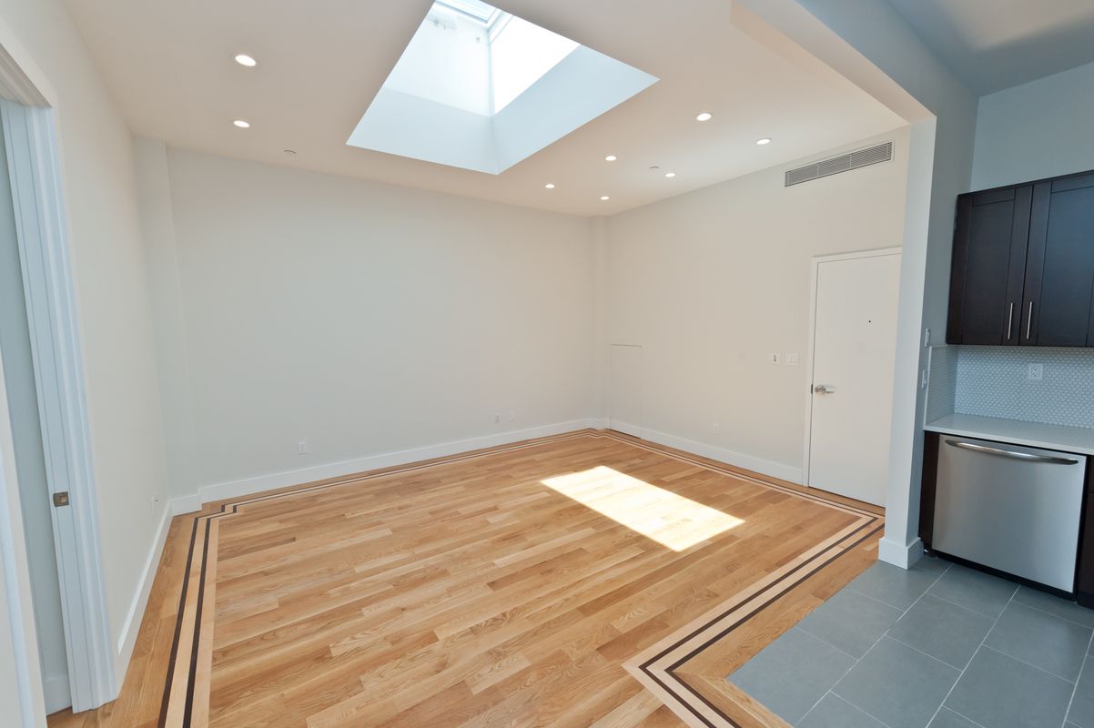 12-21 Astoria Boulevard, Unit 3F Queens, NY 11102 - Photo 7 of 11