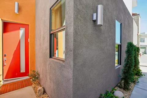 $949,000 | 2699 Majestic Way, Palm Springs, CA 92262