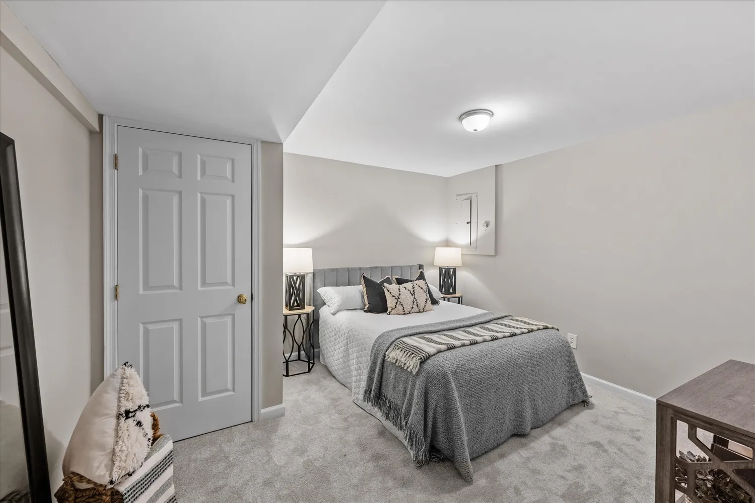 $929,900 | 322 Hume Avenue, Alexandria, VA 22301