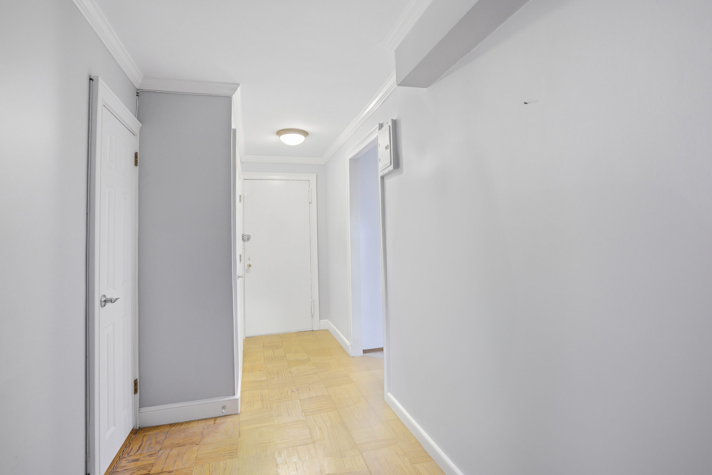 345 East 81st Street, Unit 8G Manhattan, NY 10028 - Photo 10 of 17 a view of a bathroom