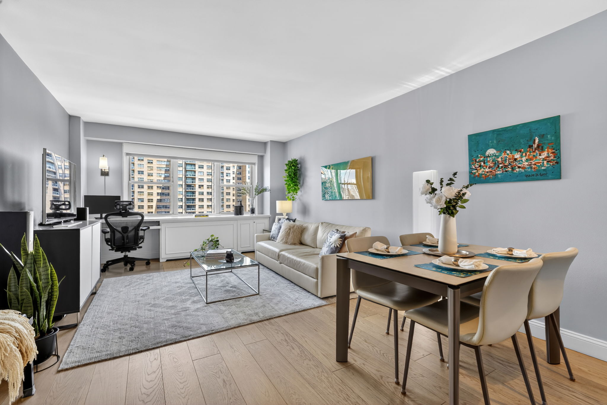 400 East 54th Street, Unit 30D Manhattan, NY 10022 - Photo 4 of 18 Gallery Image 4