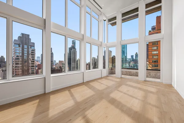 $3,795,000 | 1059 3rd Avenue, Unit 22A | Lenox Hill
