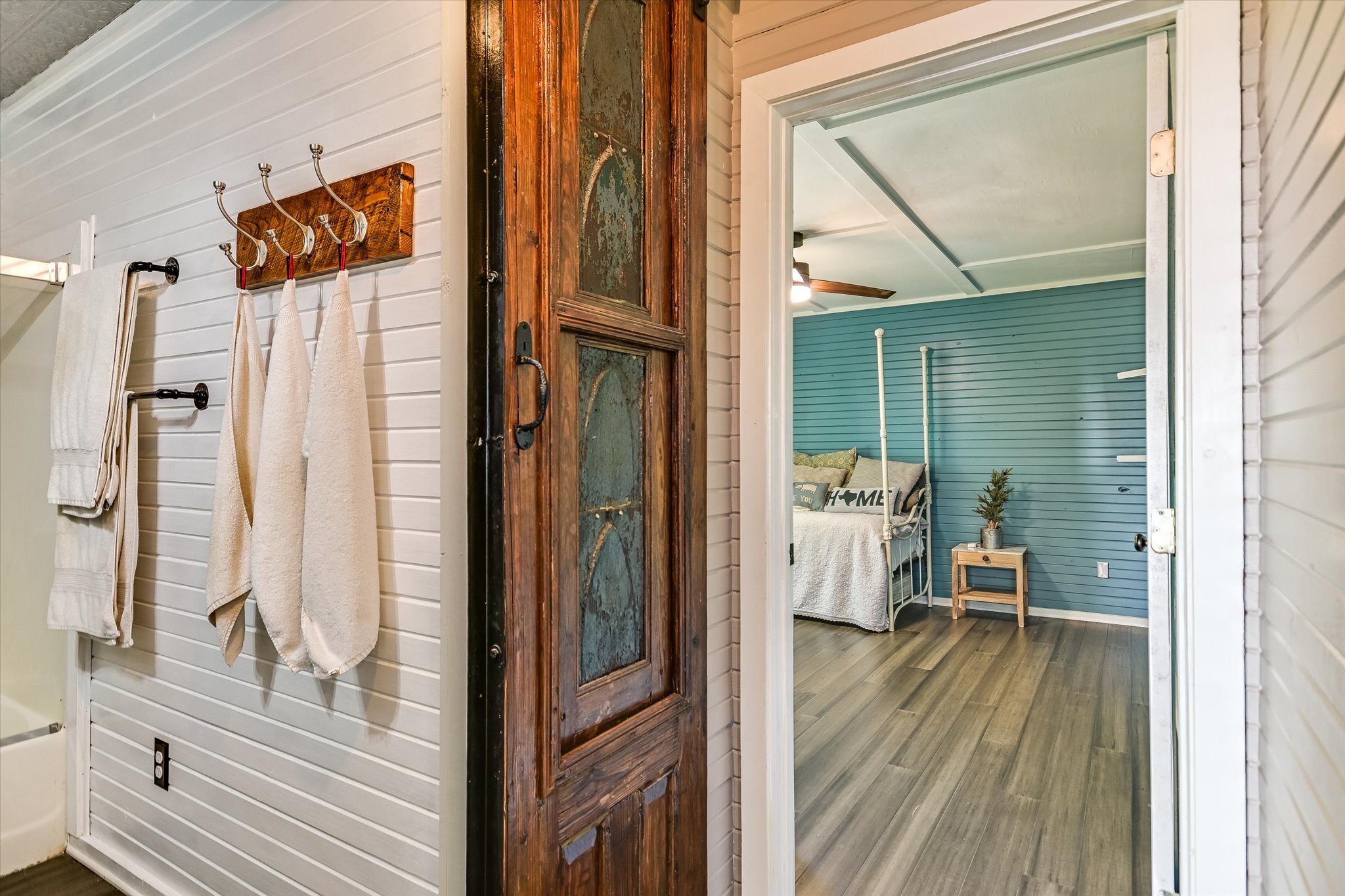 1363 Montell Road Wimberley, TX 78676 - Photo 14 of 35