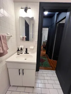 $4,500 | 200 West 54th Street, Unit 6L | Theater District