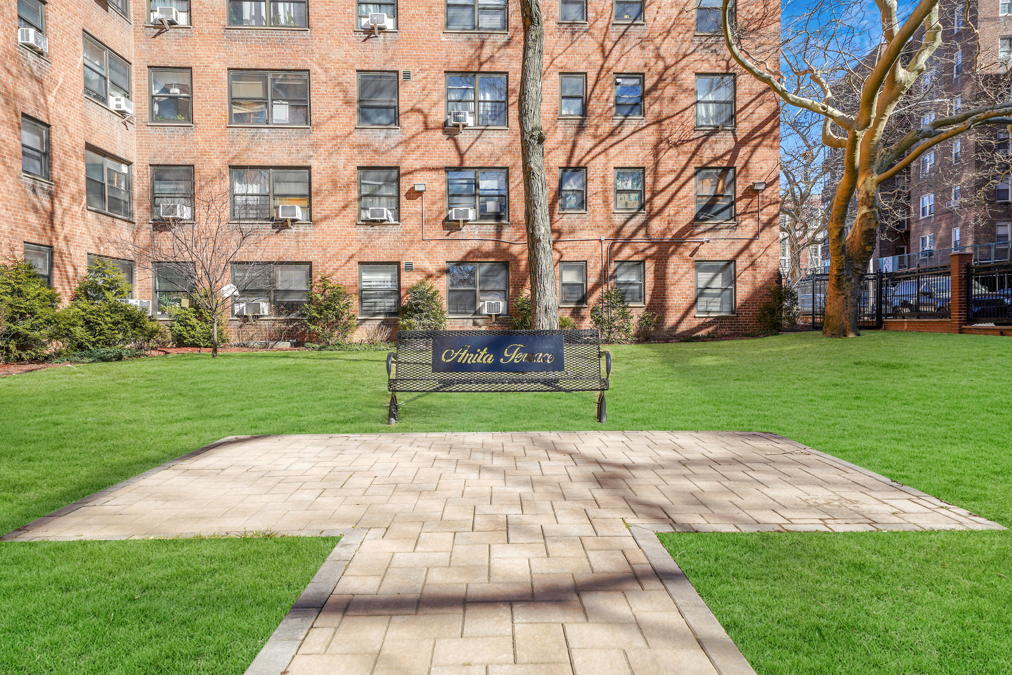 99-60 63rd Road, Unit 7H Queens, NY 11374 - Photo 15 of 18 Gallery Image 15