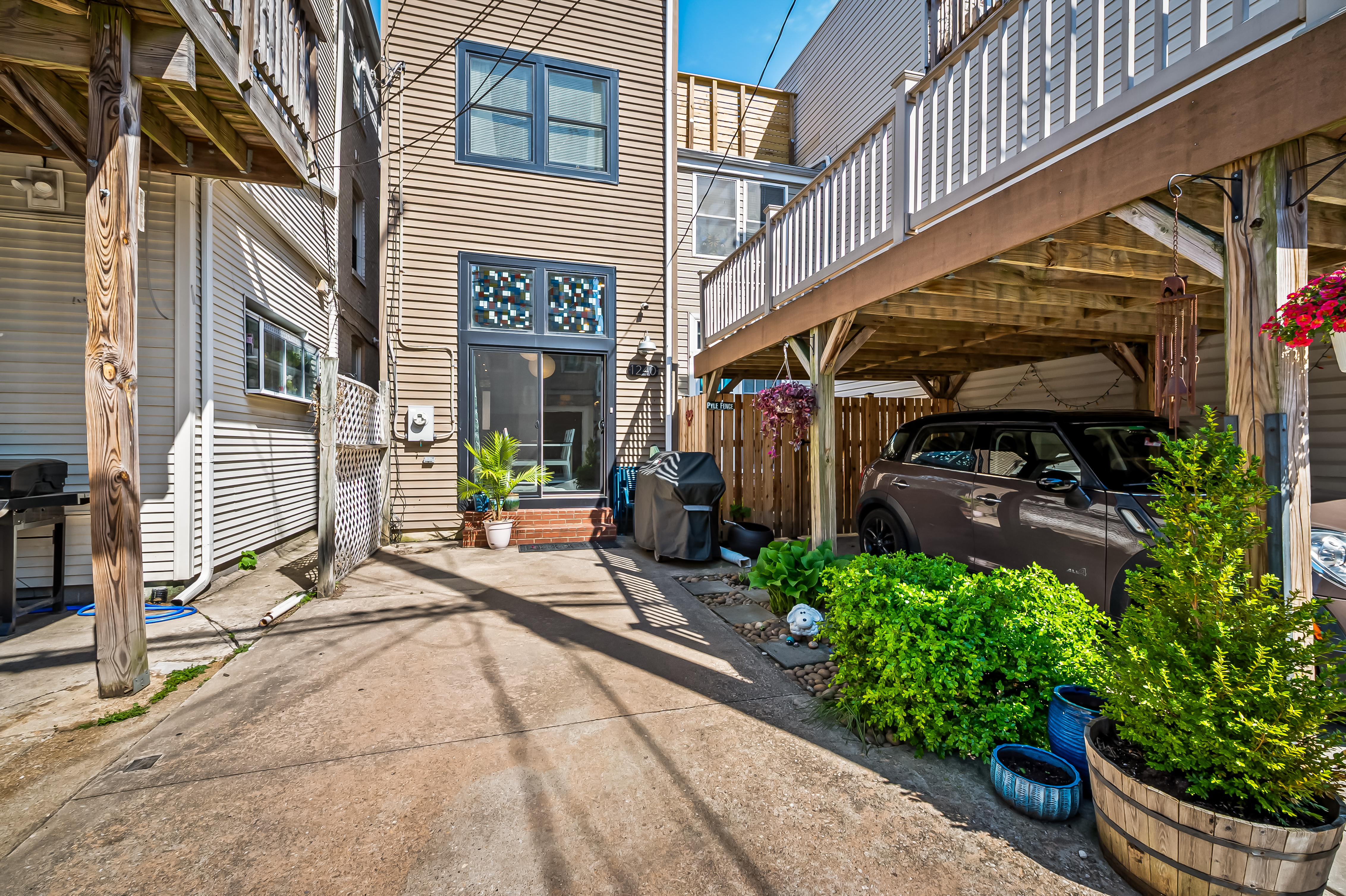 1240 Riverside Avenue Baltimore, MD 21230 - Photo 16 of 54