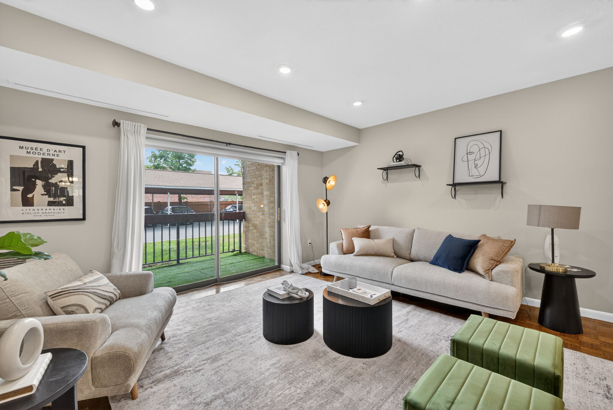 41 Centre Street, Unit 106 Brookline, MA 02446 - Photo 1 of 18