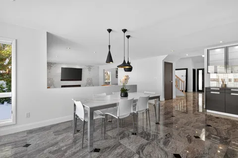 $3,199,000 | 48 Westwood Court, Woodbury, NY 11797