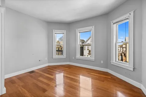 $530,000 | Lonsdale Street, Boston, MA 02124