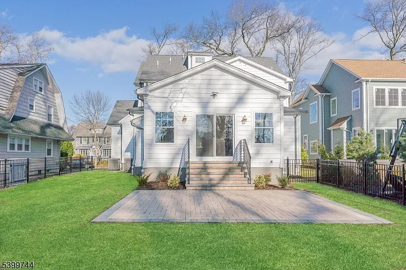 6 Berkeley Road Millburn, NJ 07041 - Photo 46 of 49