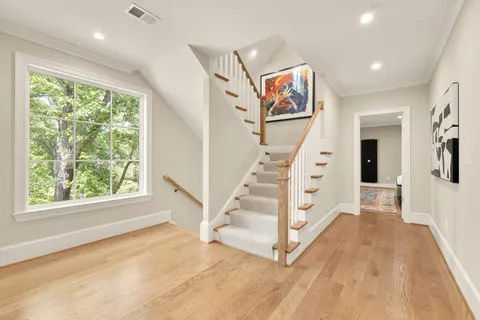 $4,100,000 | 5537 Hawthorne Place Northwest, Washington, DC 20016