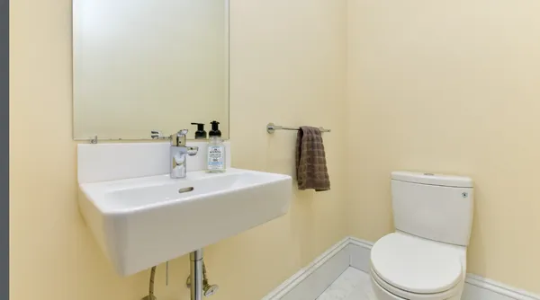 $1,499,000 | 165 Newbury Street, Unit 2, Boston, MA 02116