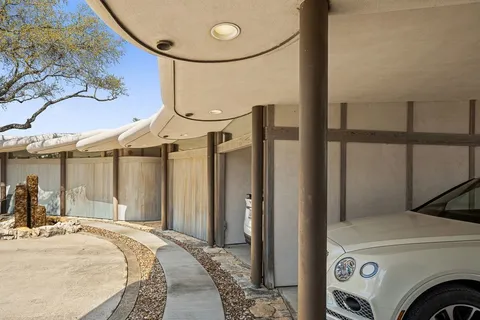 $6,999,888 | 4002 Tyx Trail, Spicewood, TX 78669