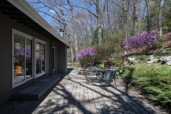Contact Agent | 3 Compton Circle, Lexington, MA 02421