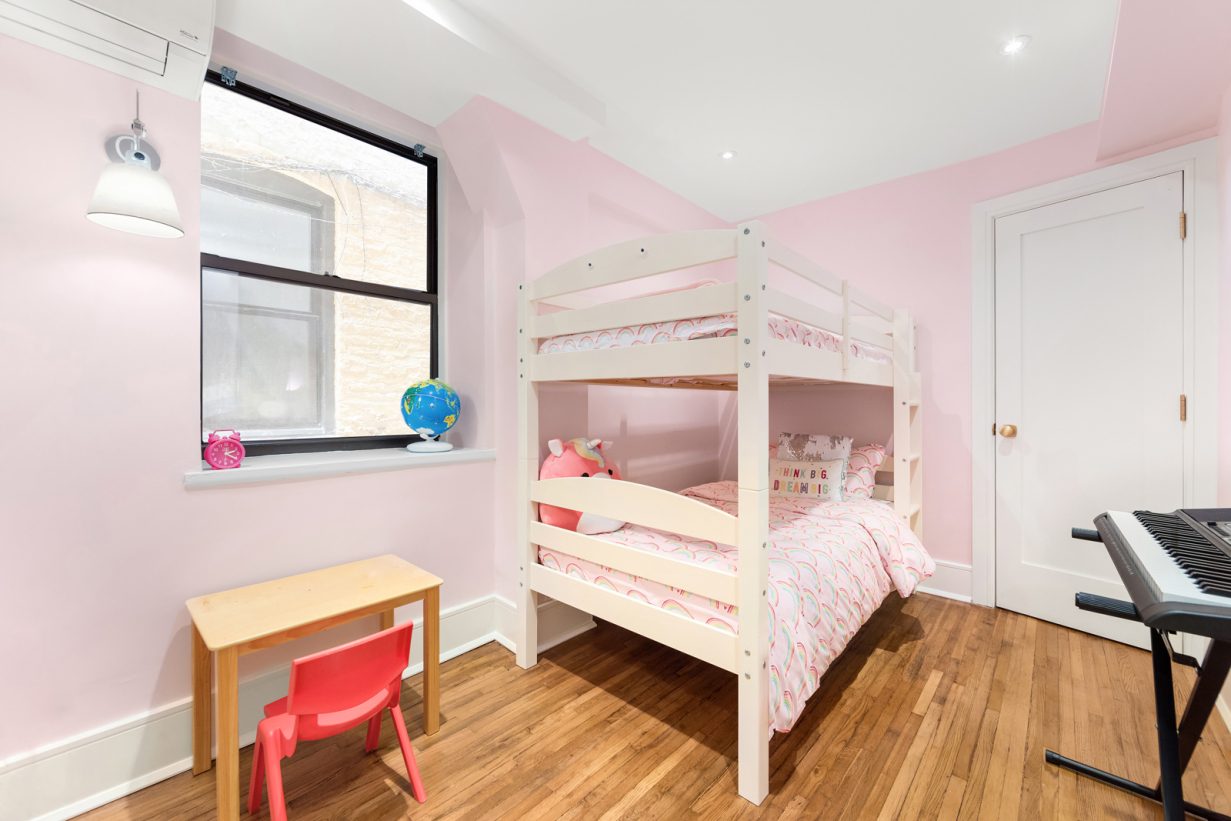 15 Jones Street, Unit 1E Manhattan, NY 10014 - Photo 8 of 10