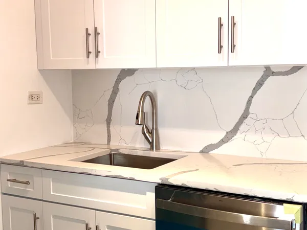 $650,000 | 400 East 70th Street, Unit 607 | Lenox Hill