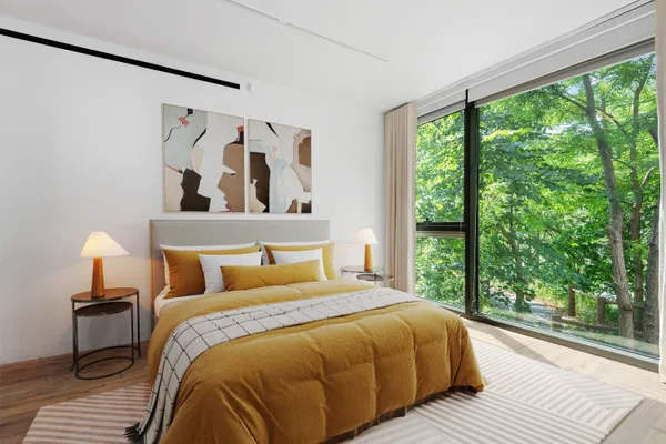 $16,000 | 90 Furman Street, Unit N200 | Brooklyn Heights