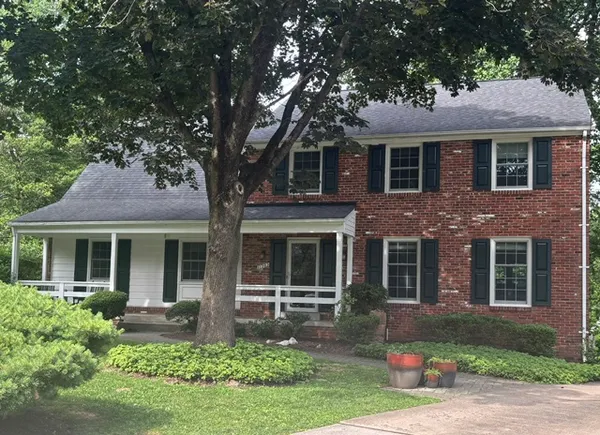 $1,250,000 | 11303 Hounds Way, North Bethesda, MD 20852