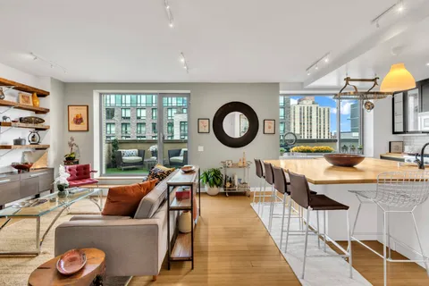 $1,450,000 | 40 West 116th Street, Unit A907 | Harlem