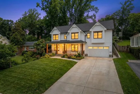 $2,695,000 | 6027 Walhonding Road, Bethesda, MD 20816