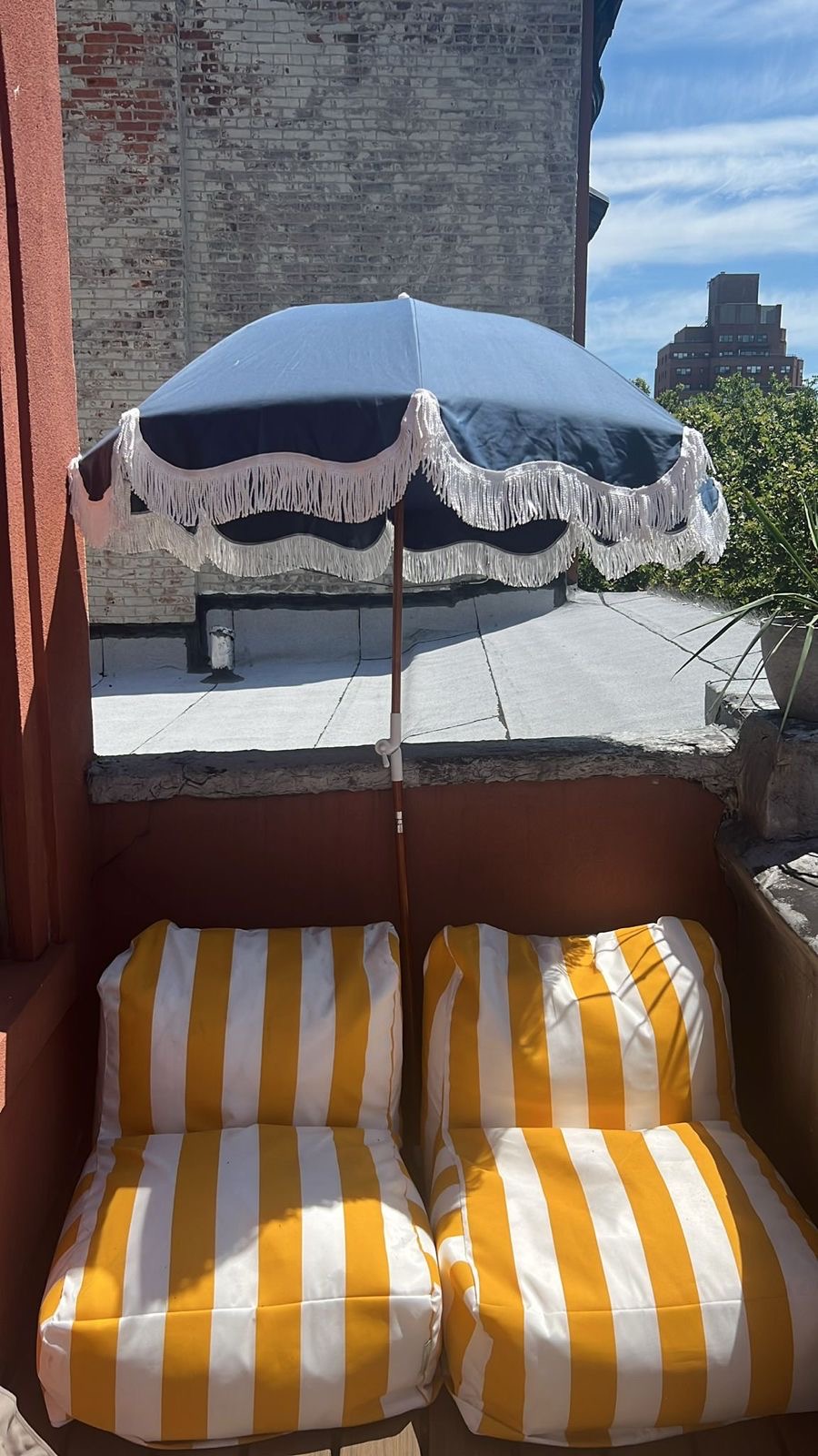 73 Perry Street, Unit 5 Manhattan, NY 10014 - Photo 3 of 10 a view of entryway