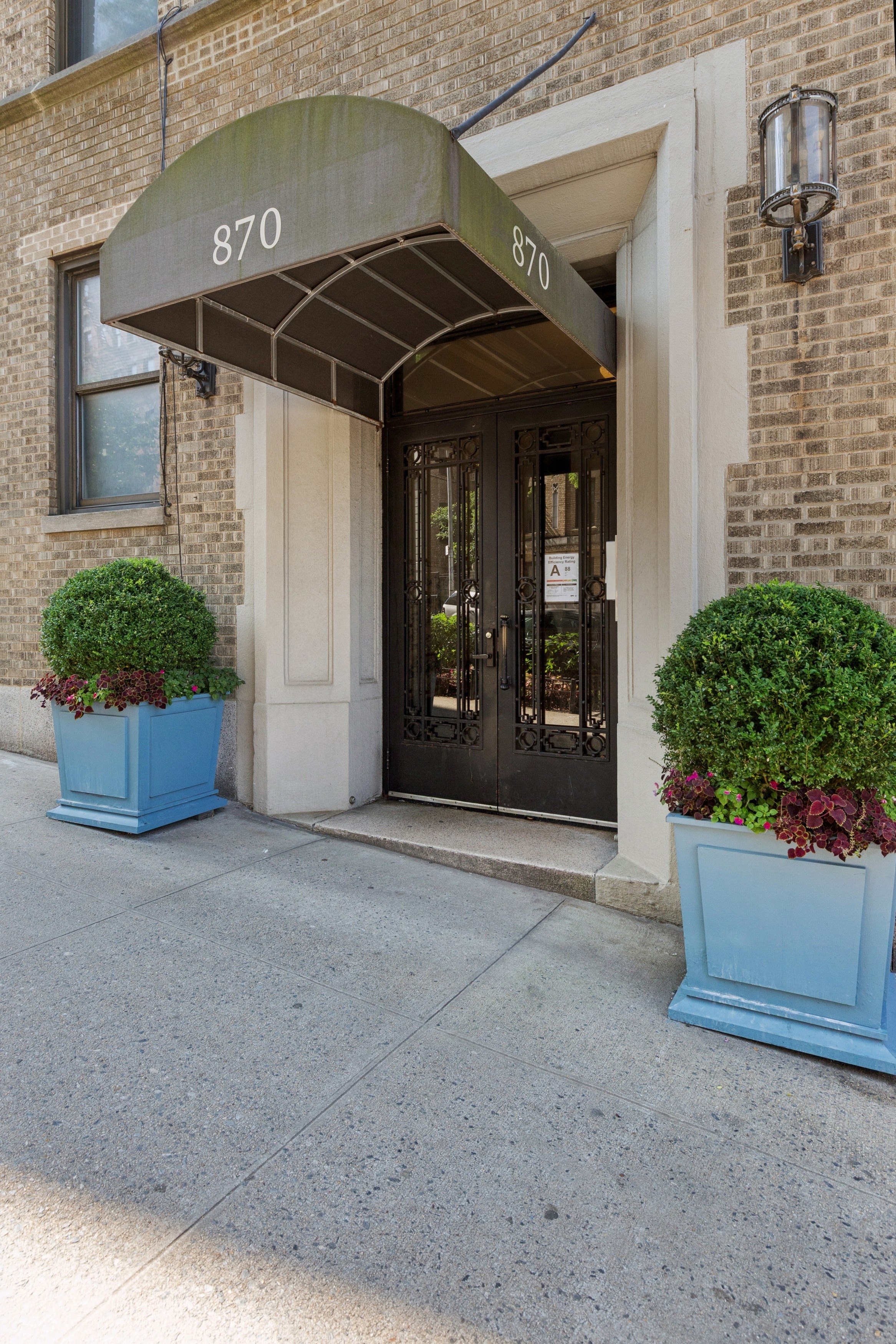 870 West 181st Street, Unit 2A Manhattan, NY 10033 - Photo 6 of 9 front view of a house with a yard