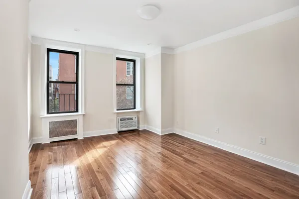 $4,500 | 314 East 83rd Street, Unit 5W | Upper East Side