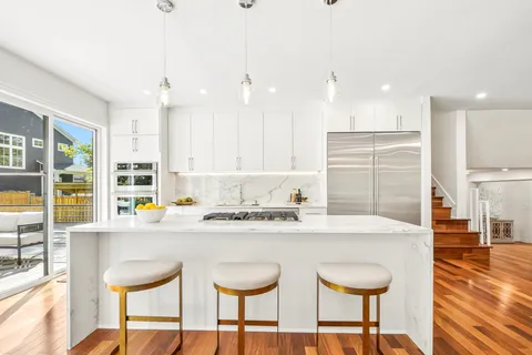 $3,299,000 | 7301 Marbury Road, Bethesda, MD 20817