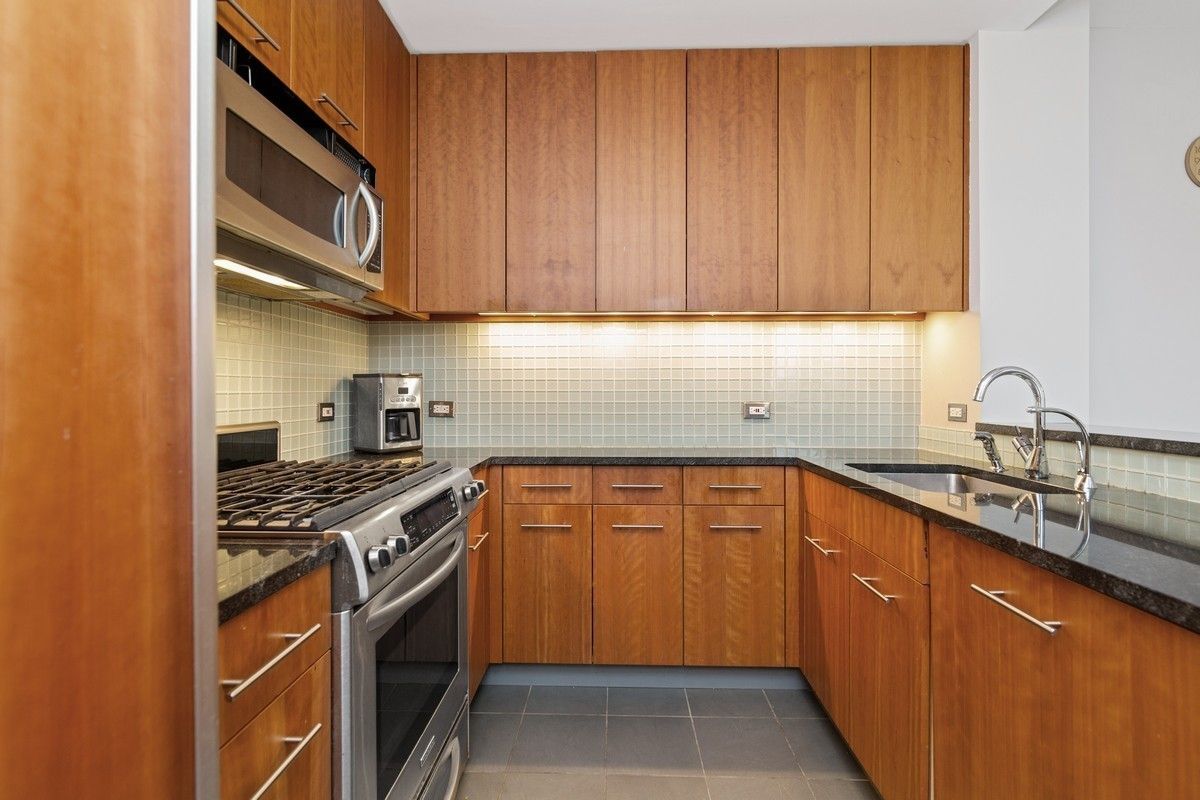 11 East 29th Street, Unit 20B Manhattan, NY 10016 - Photo 3 of 11