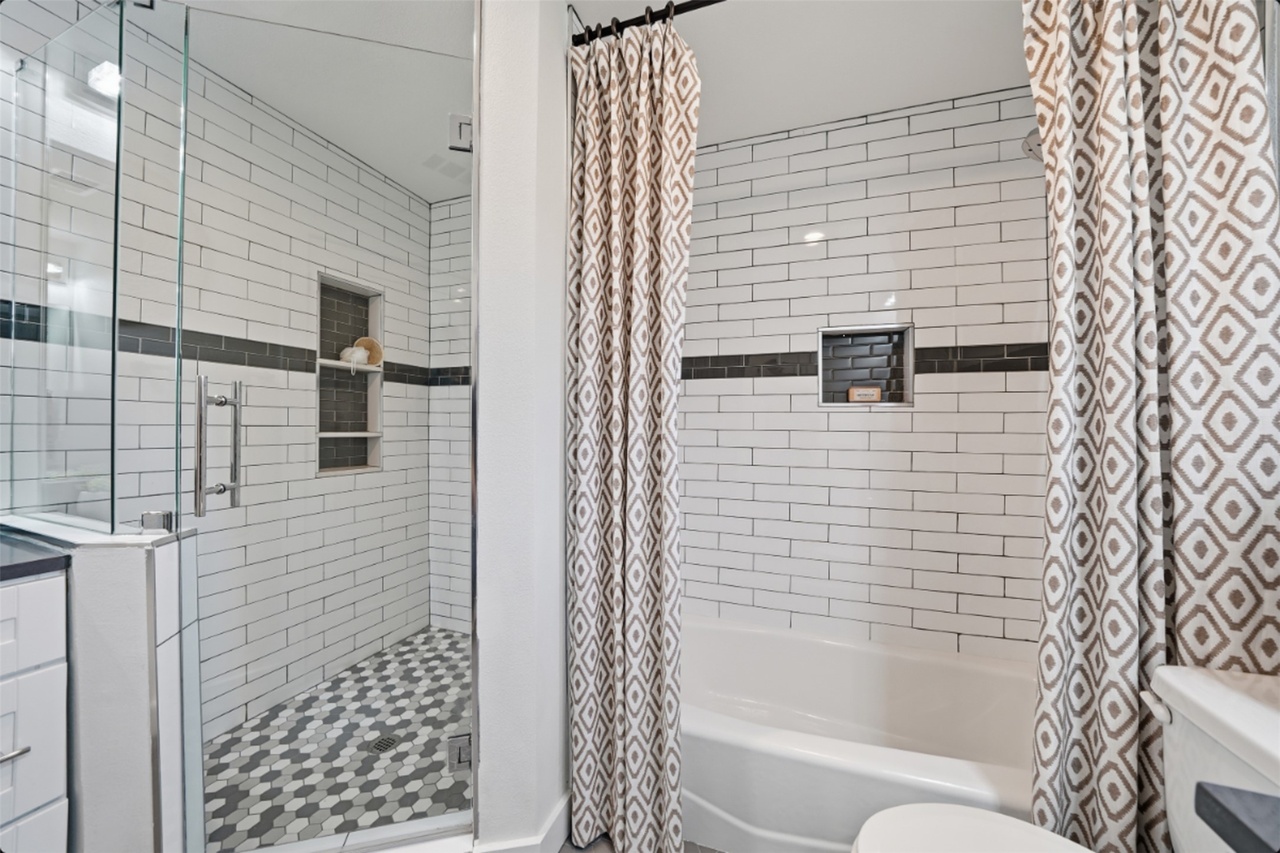 4705 Louis Avenue, Unit A & B Austin, TX 78721 - Photo 31 of 40
