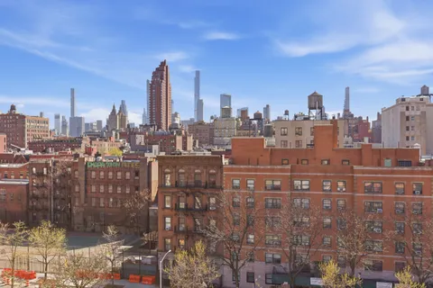 $820,000 | 160 West 85th Street, Unit 6K | Upper West Side
