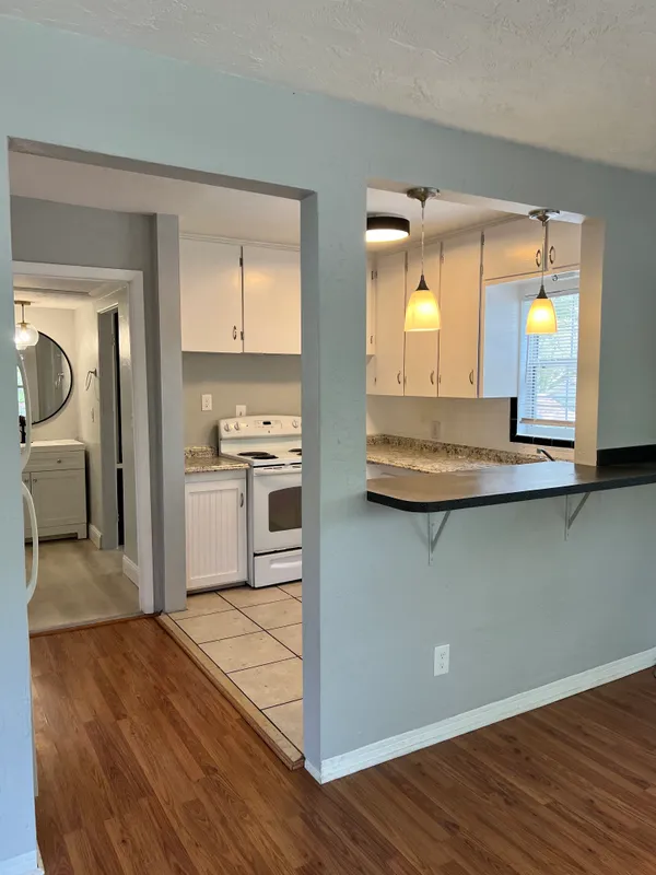 $900,000 | 1201 Highland Street North, St. Petersburg, FL 33701