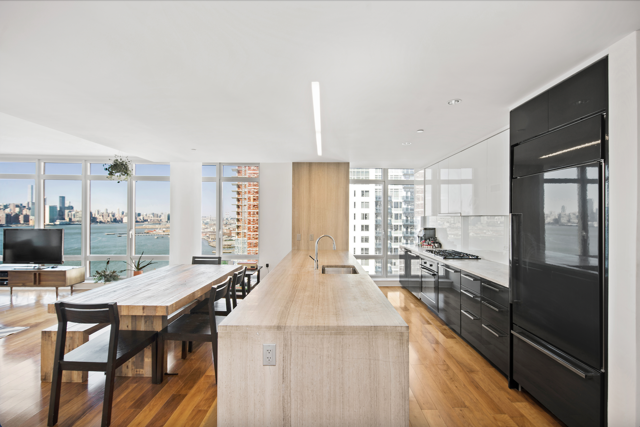 2 Northside Piers, Unit 25P Brooklyn, NY 11249 - Photo 2 of 7