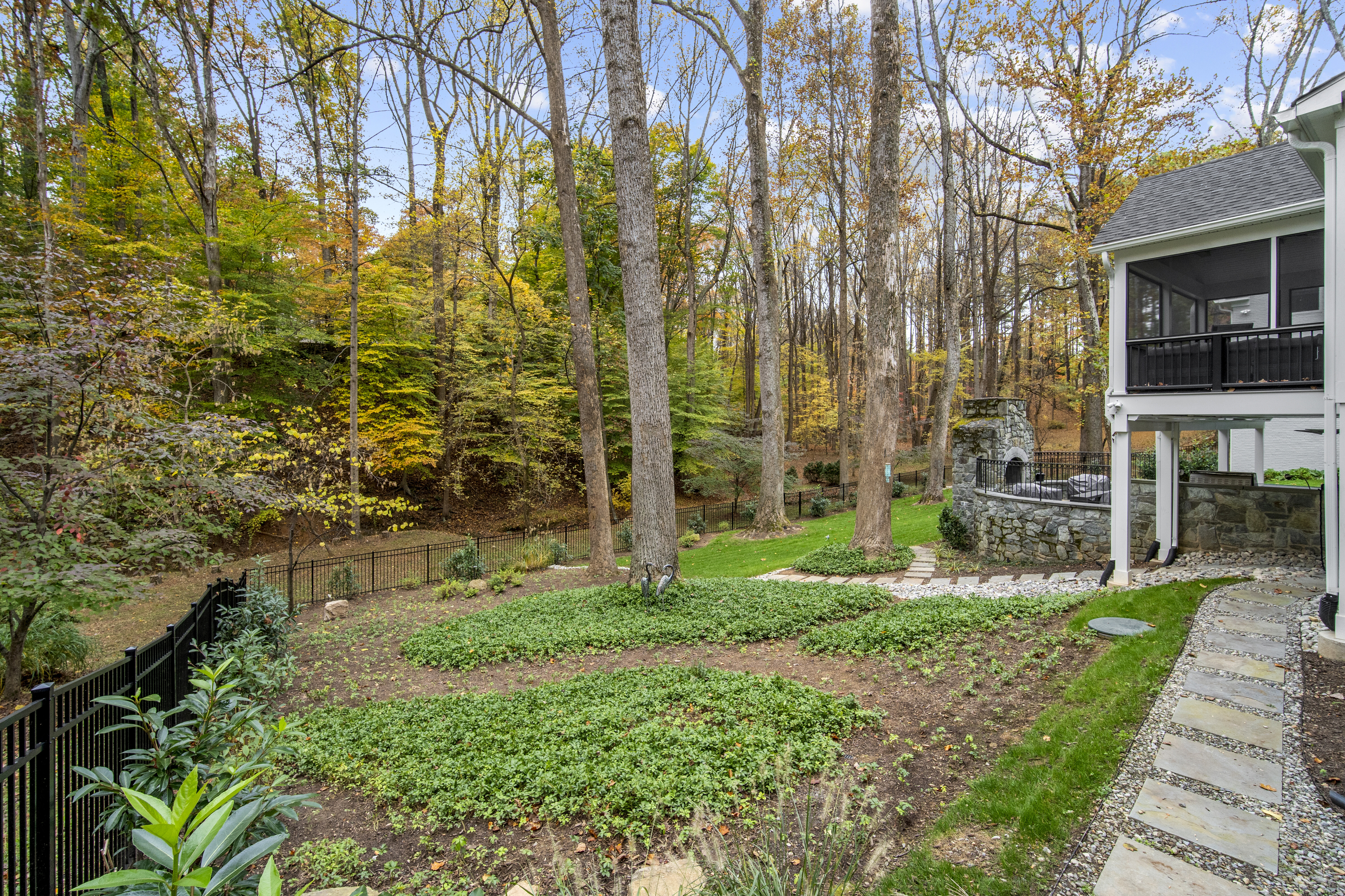 8210 Kingsgate Road Potomac, MD 20854 - Photo 62 of 69 Gallery Image 62